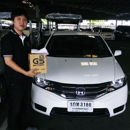 ร้านแบตเตอรี่รถยนต์ ซอยมิสทีน , ราษฎร์พัฒนา